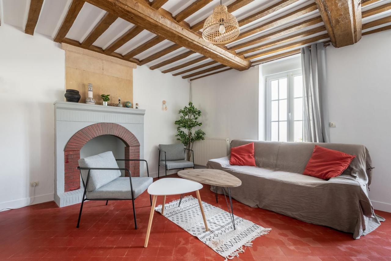 L'Escalier Rouge - Maison Renovee Avec Cour Luc-sur-Mer Bagian luar foto